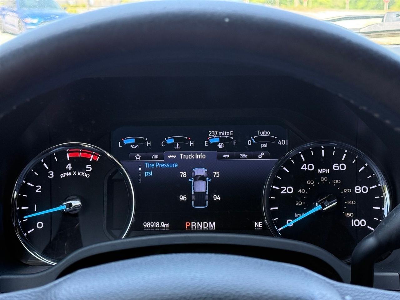 Ford Super Duty F-350 SRW  2022