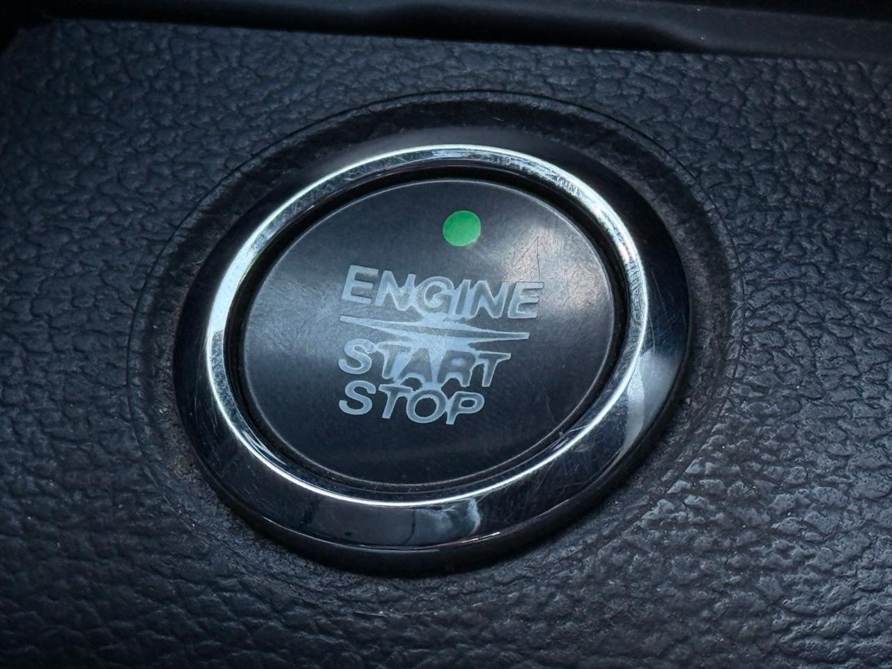 Ford Super Duty F-350 SRW  2022