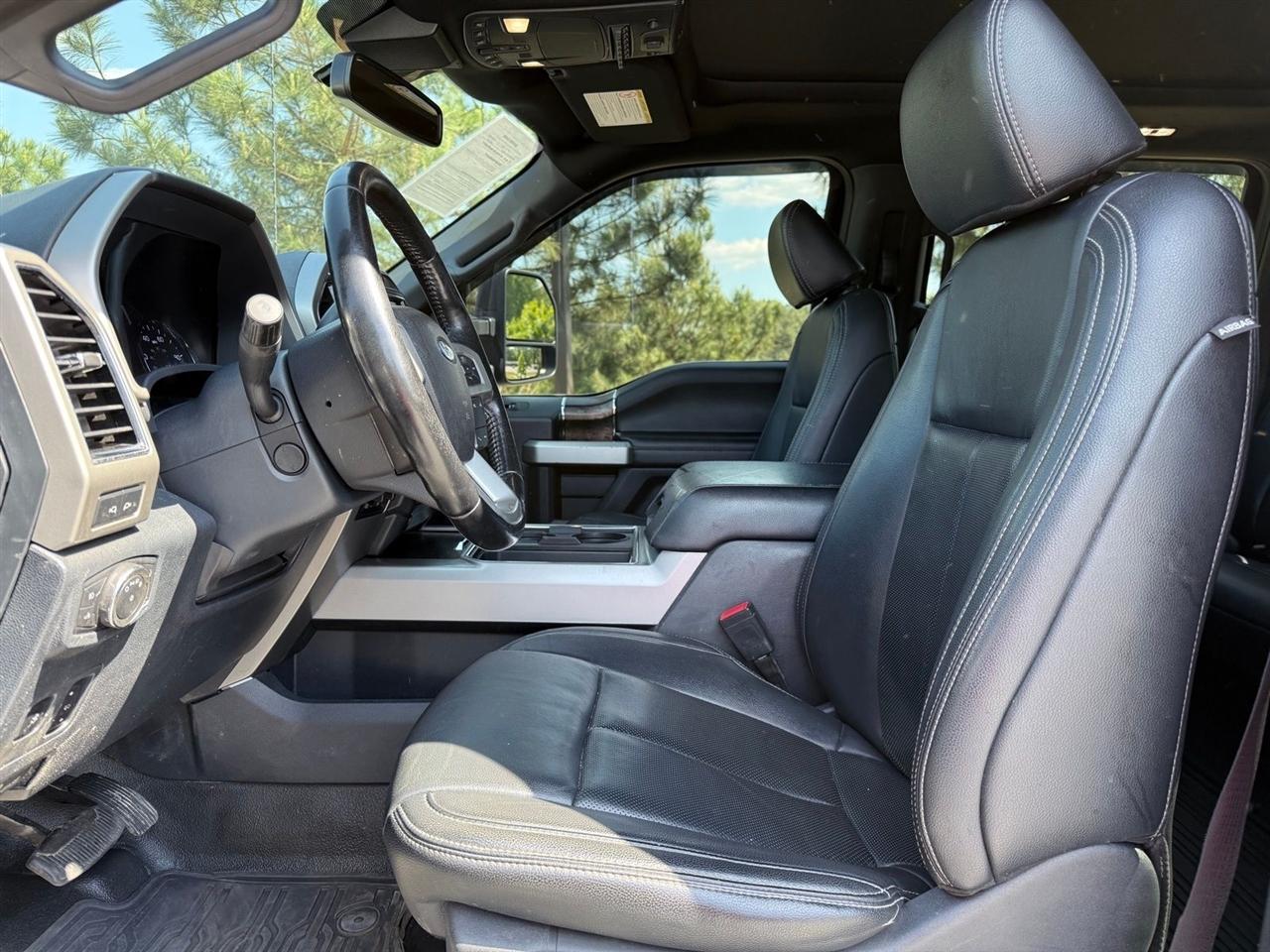 Ford Super Duty F-350 SRW  2022
