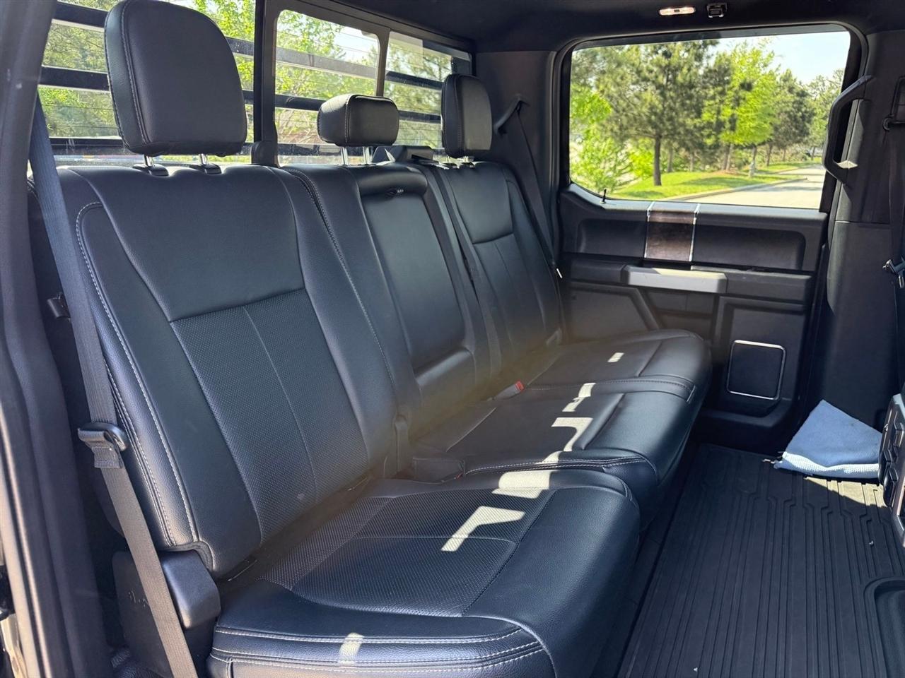 Ford Super Duty F-350 SRW  2022