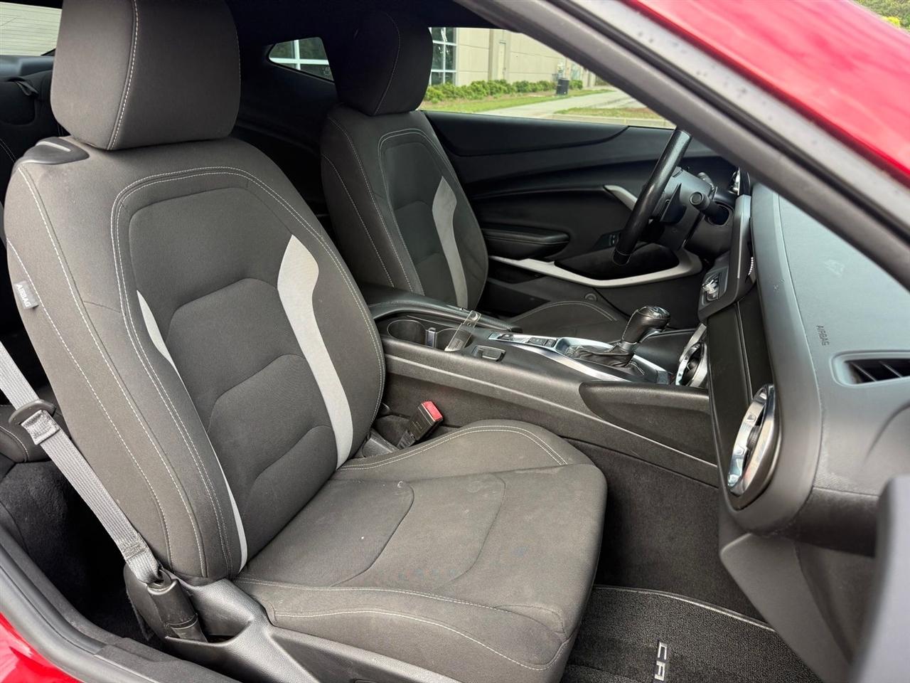 Chevrolet Camaro  2021