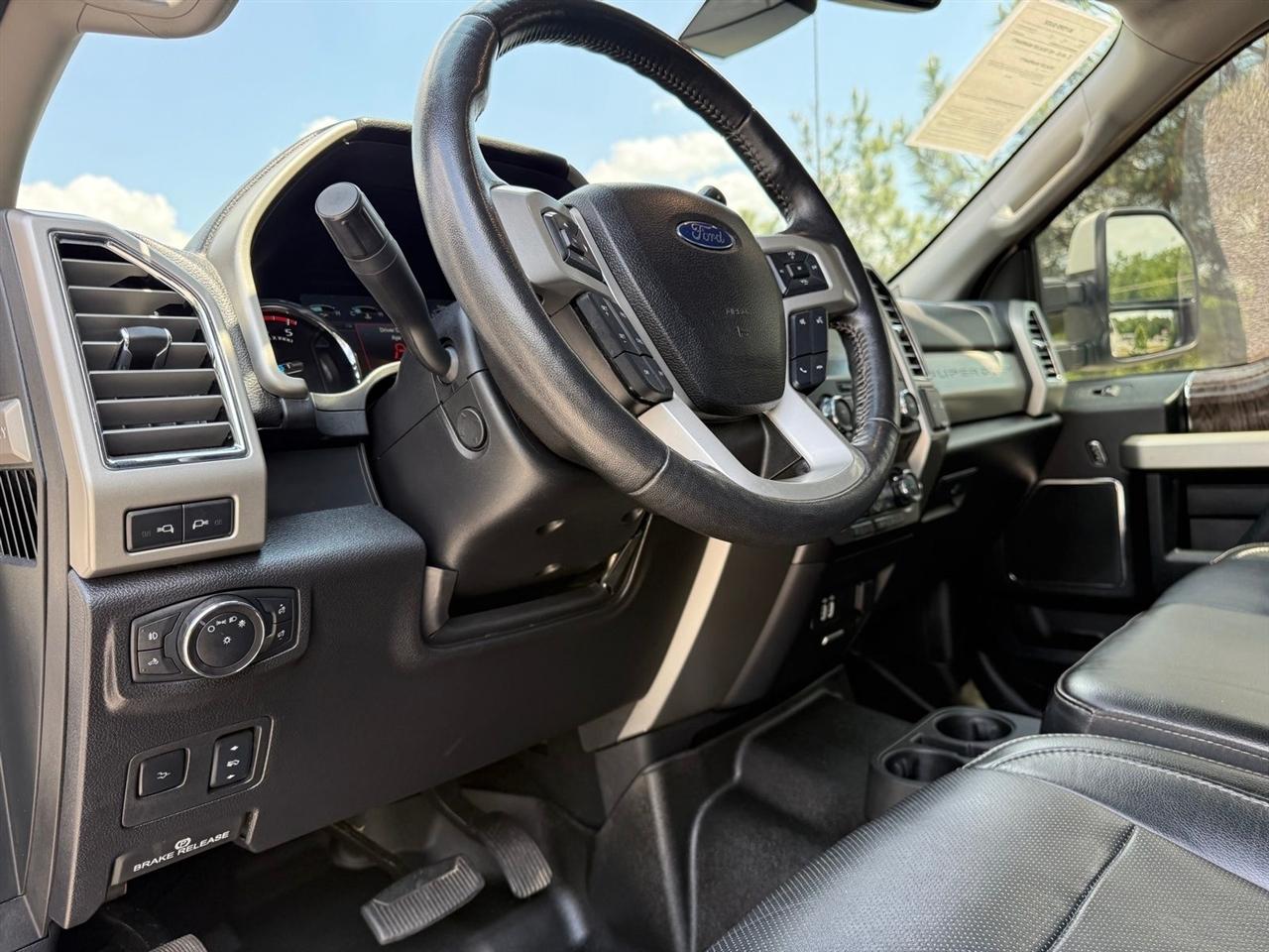 Ford Super Duty F-250 SRW  2017
