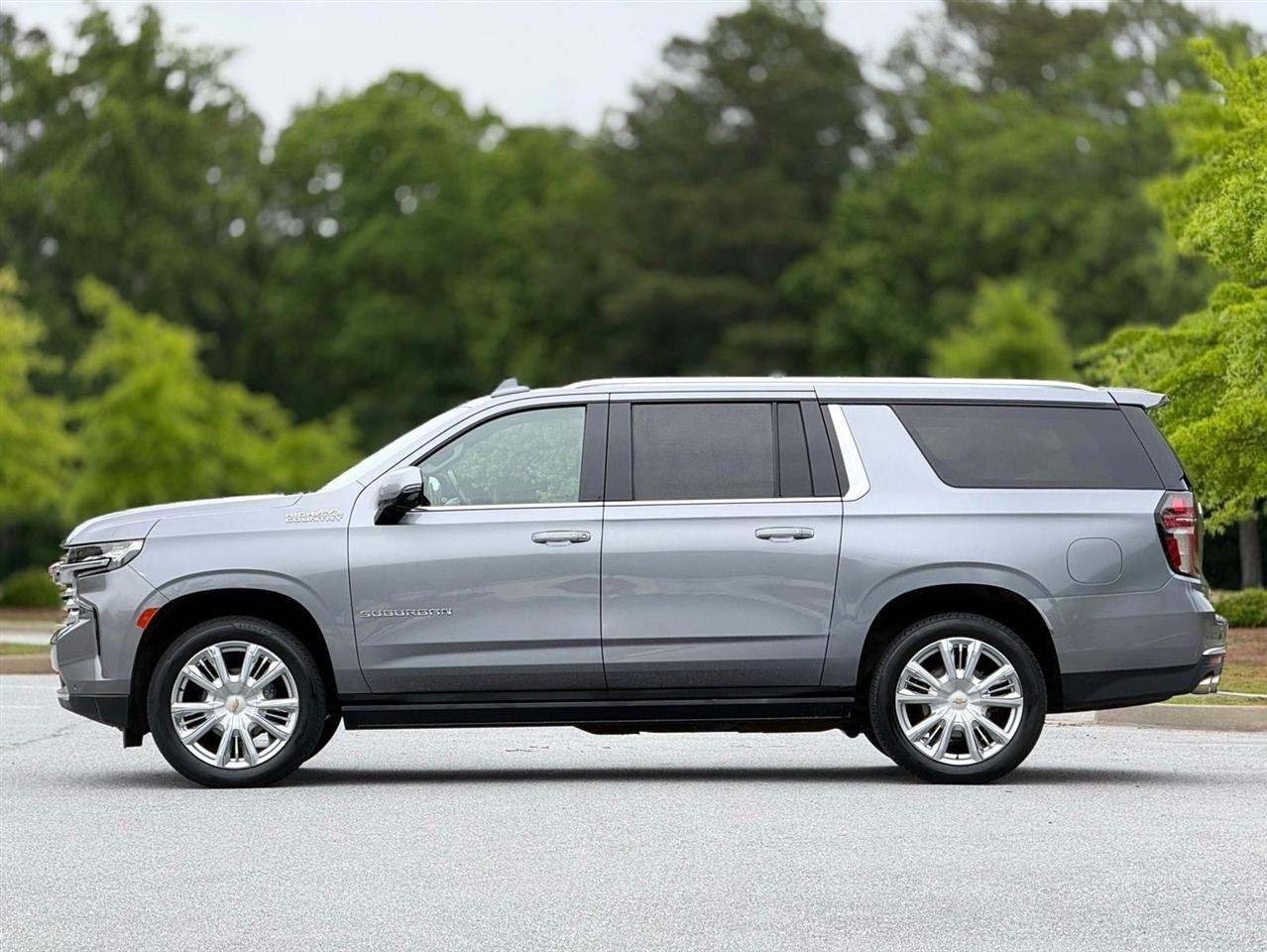 Chevrolet Suburban  2022