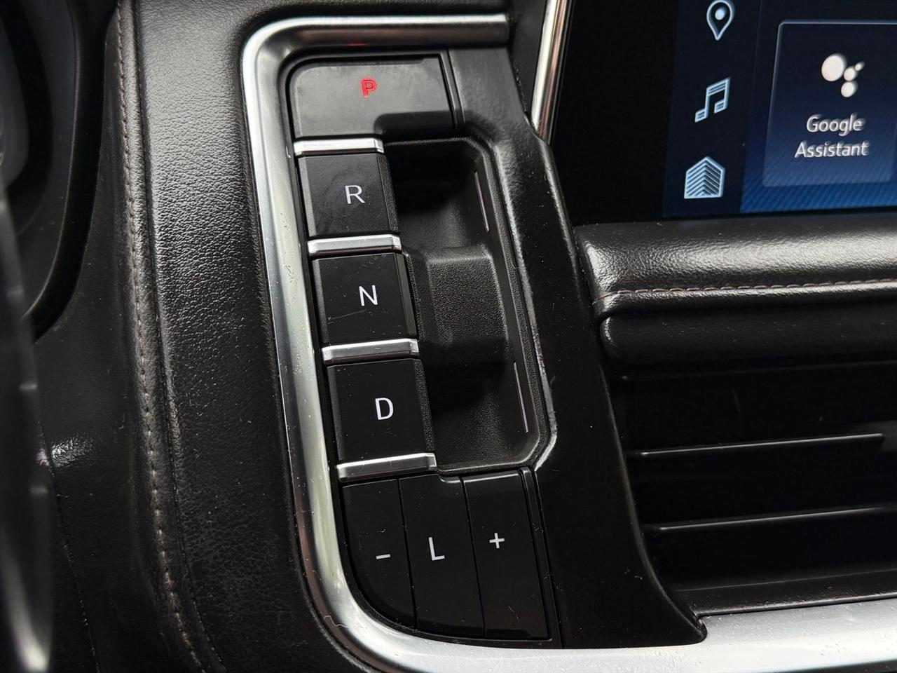 Chevrolet Suburban  2022