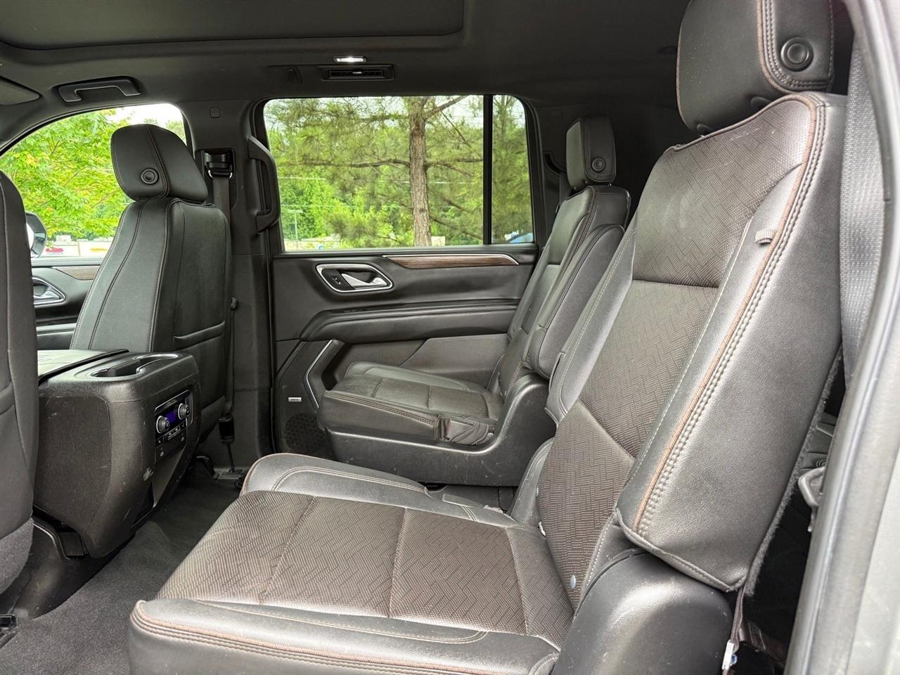 Chevrolet Suburban  2022