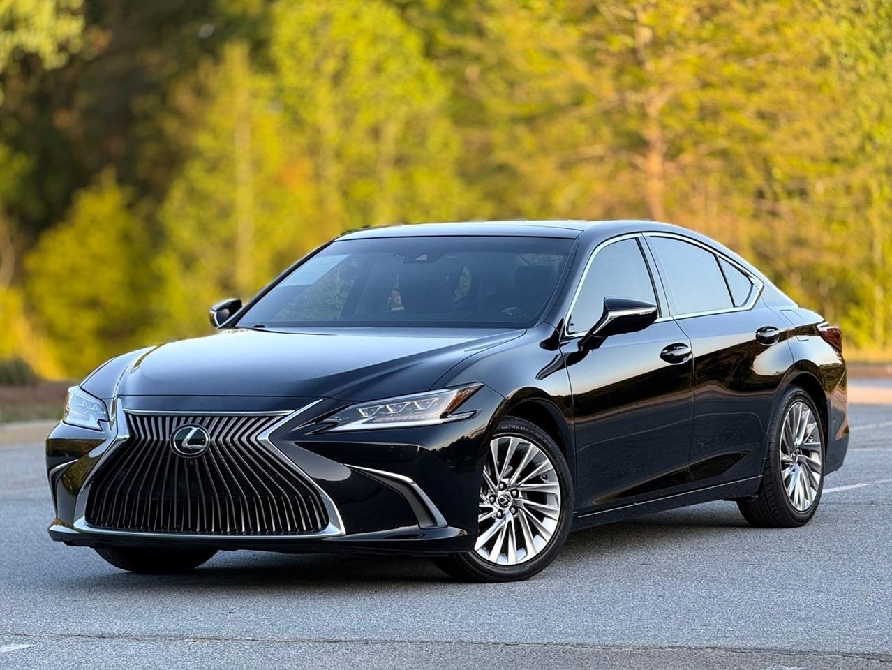 Lexus ES  2020