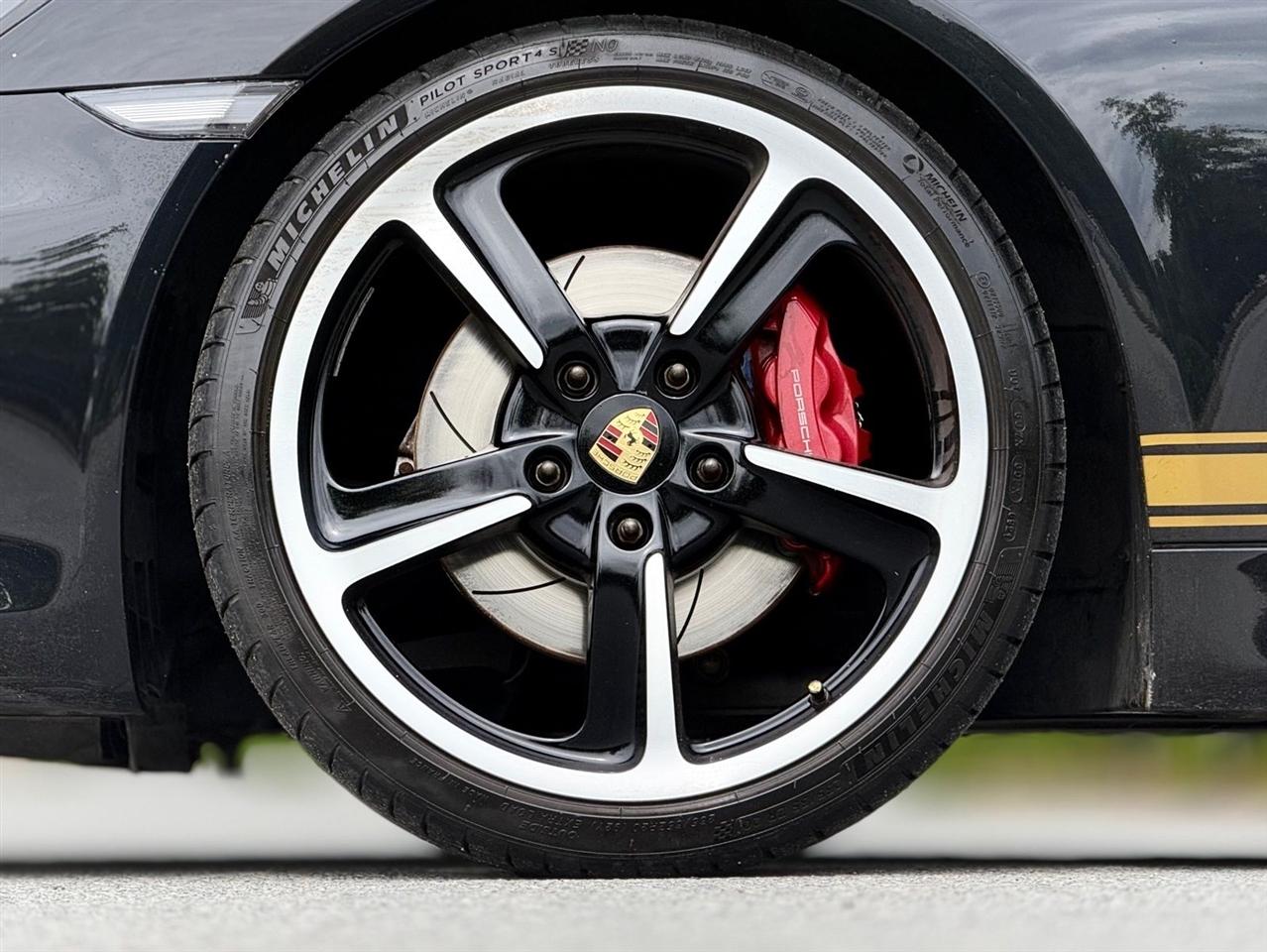 Porsche Cayman  2016