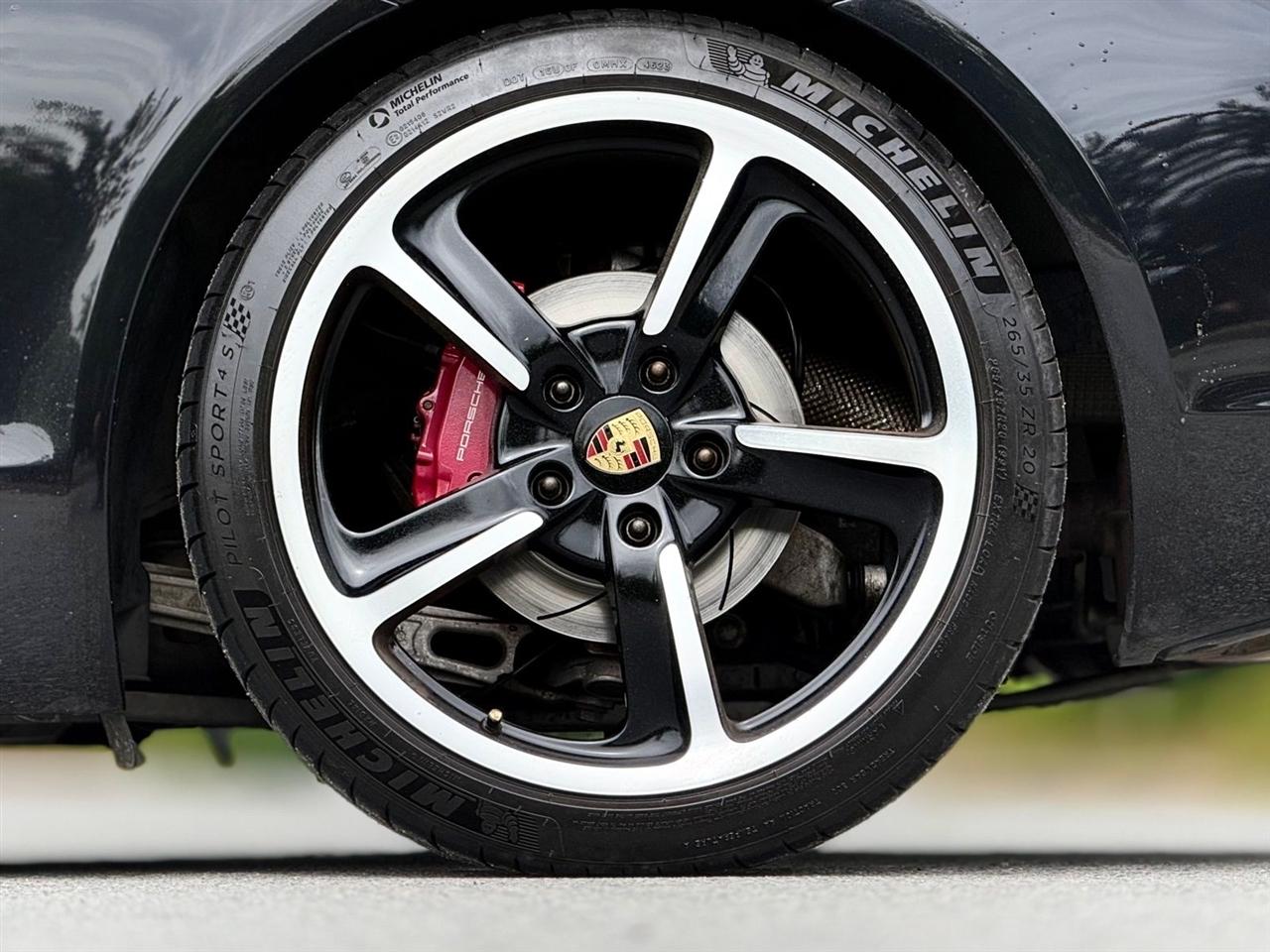 Porsche Cayman  2016