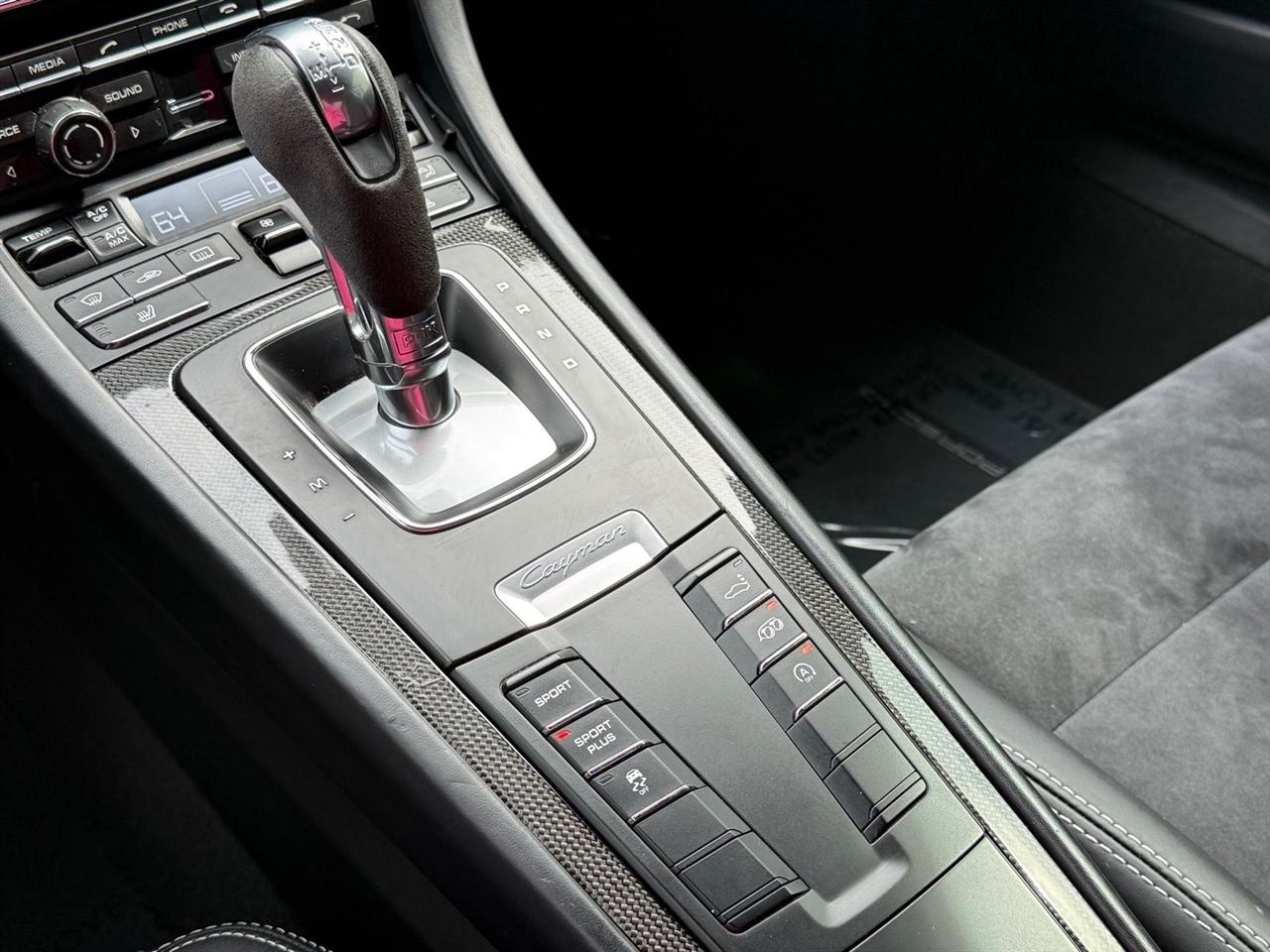 Porsche Cayman  2016