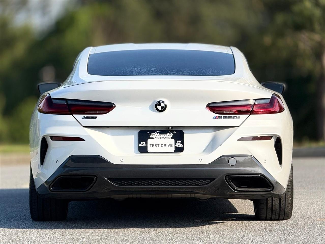 BMW 8 Series  2021