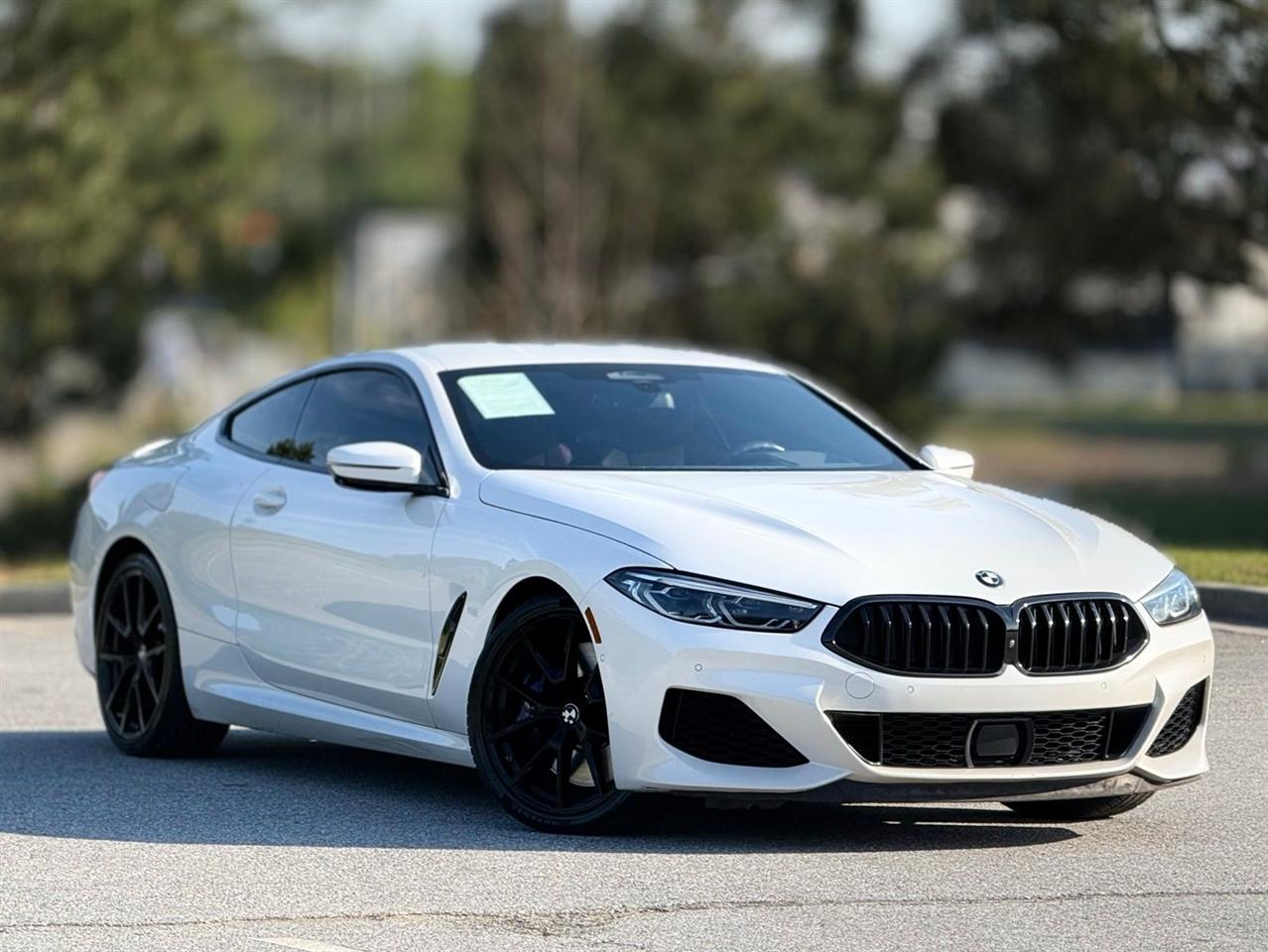 BMW 8 Series  2021