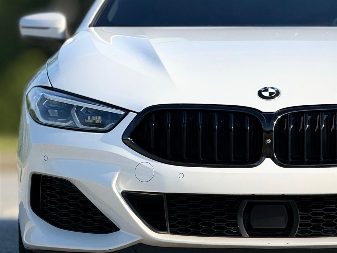 BMW 8 Series  2021