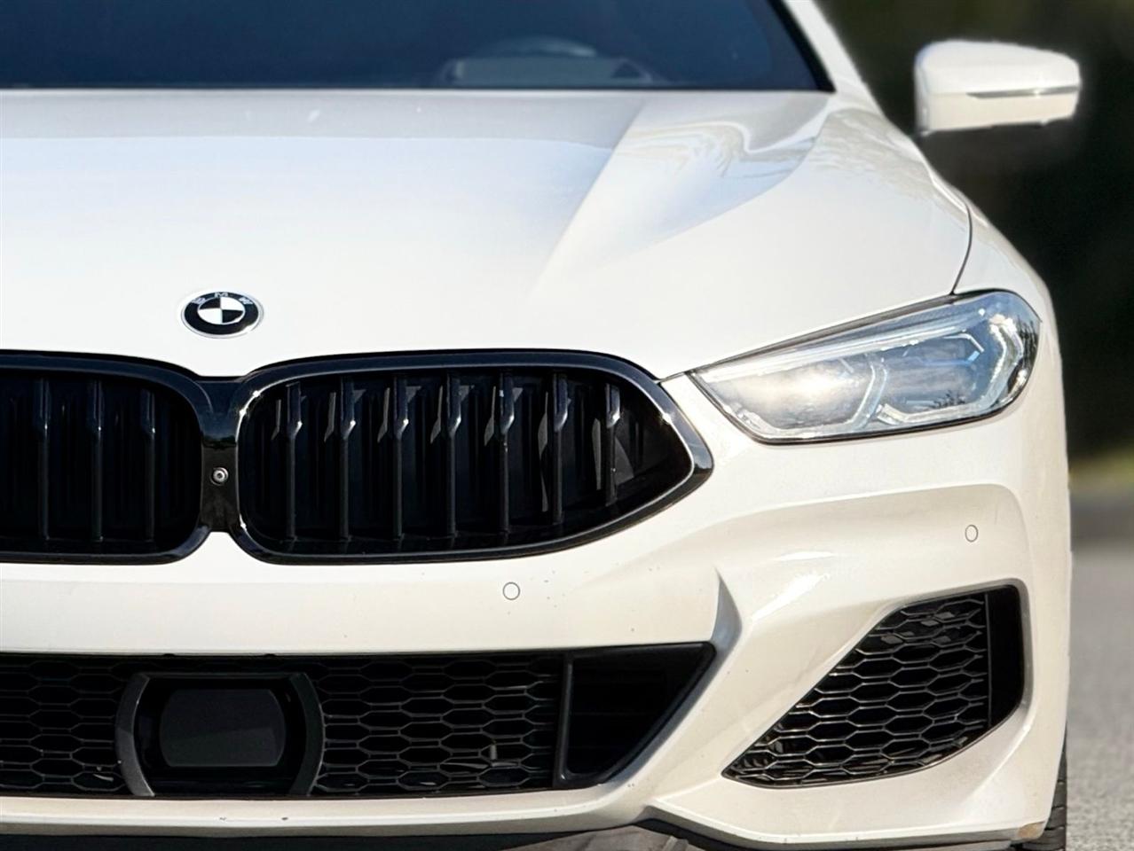 BMW 8 Series  2021