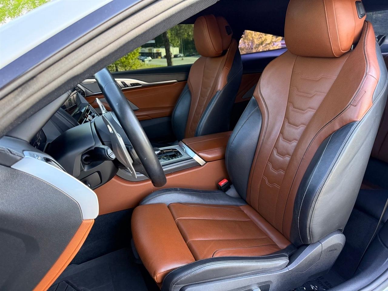 BMW 8 Series  2021