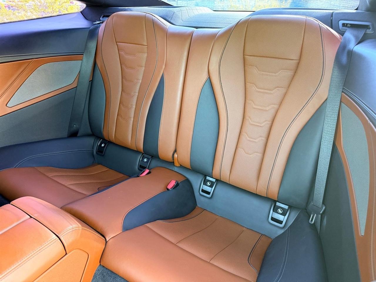 BMW 8 Series  2021