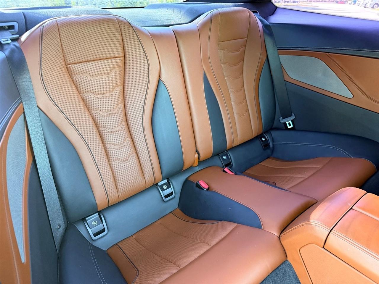BMW 8 Series  2021