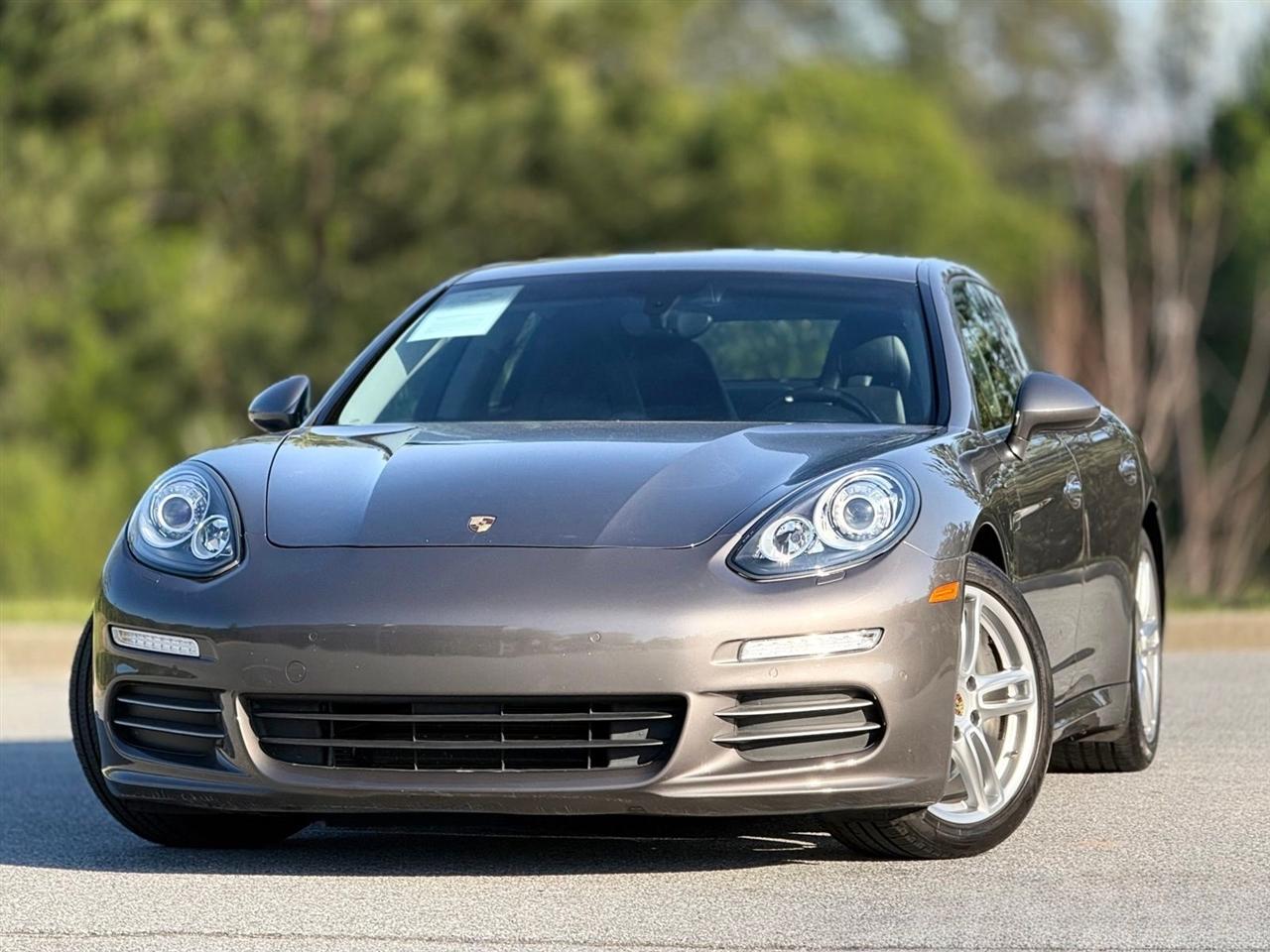 Porsche Panamera  2015