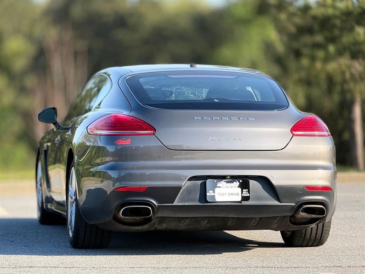 Porsche Panamera  2015