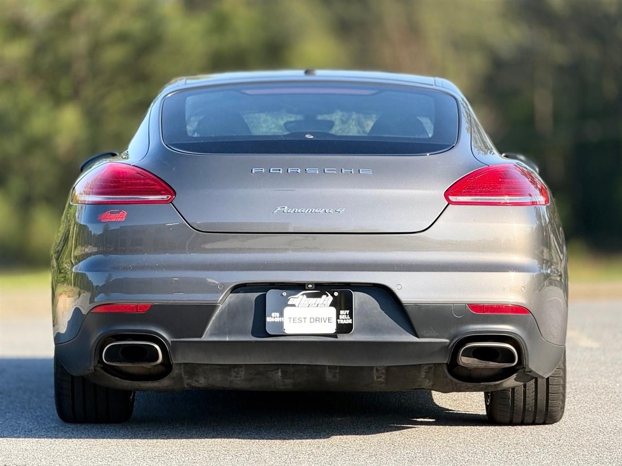 Porsche Panamera  2015
