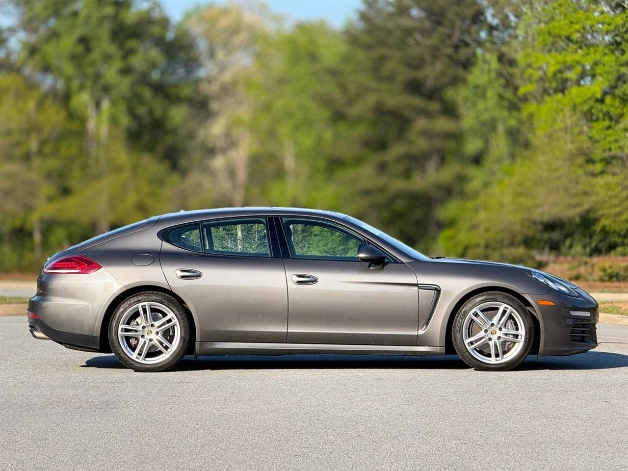 Porsche Panamera  2015