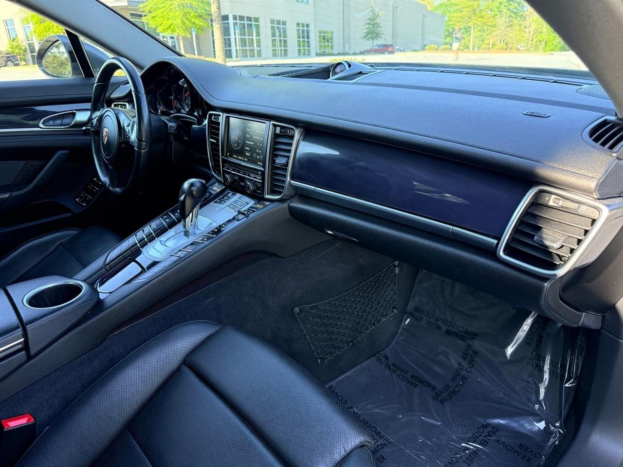 Porsche Panamera  2015