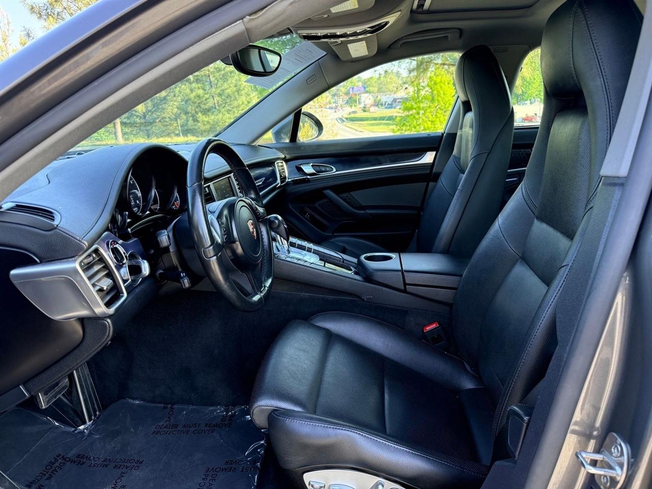 Porsche Panamera  2015