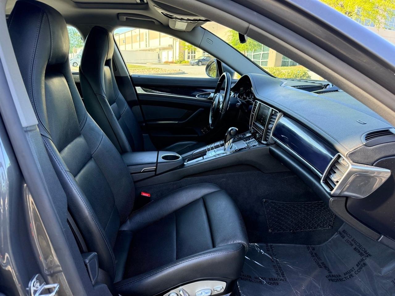 Porsche Panamera  2015