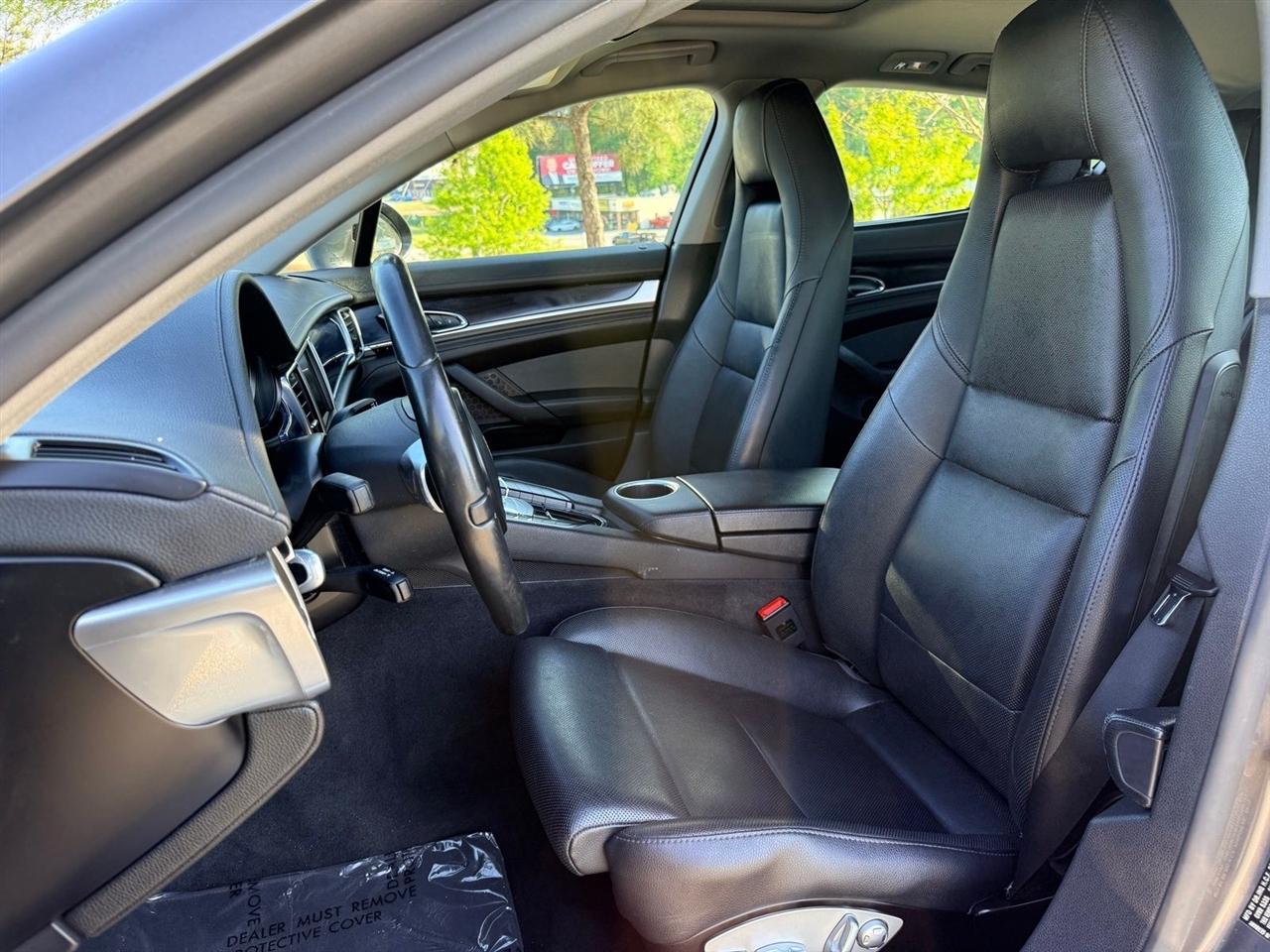 Porsche Panamera  2015