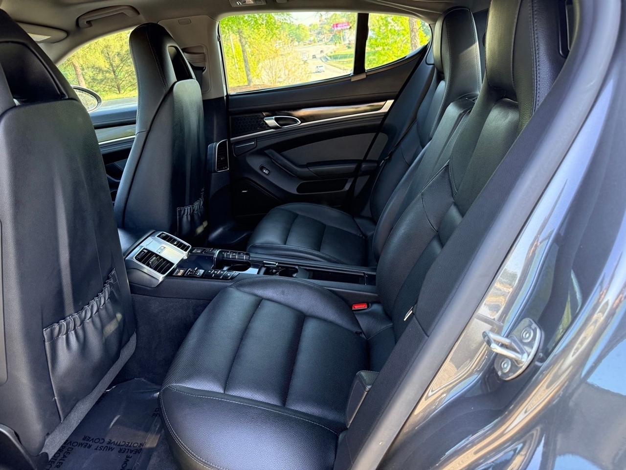 Porsche Panamera  2015