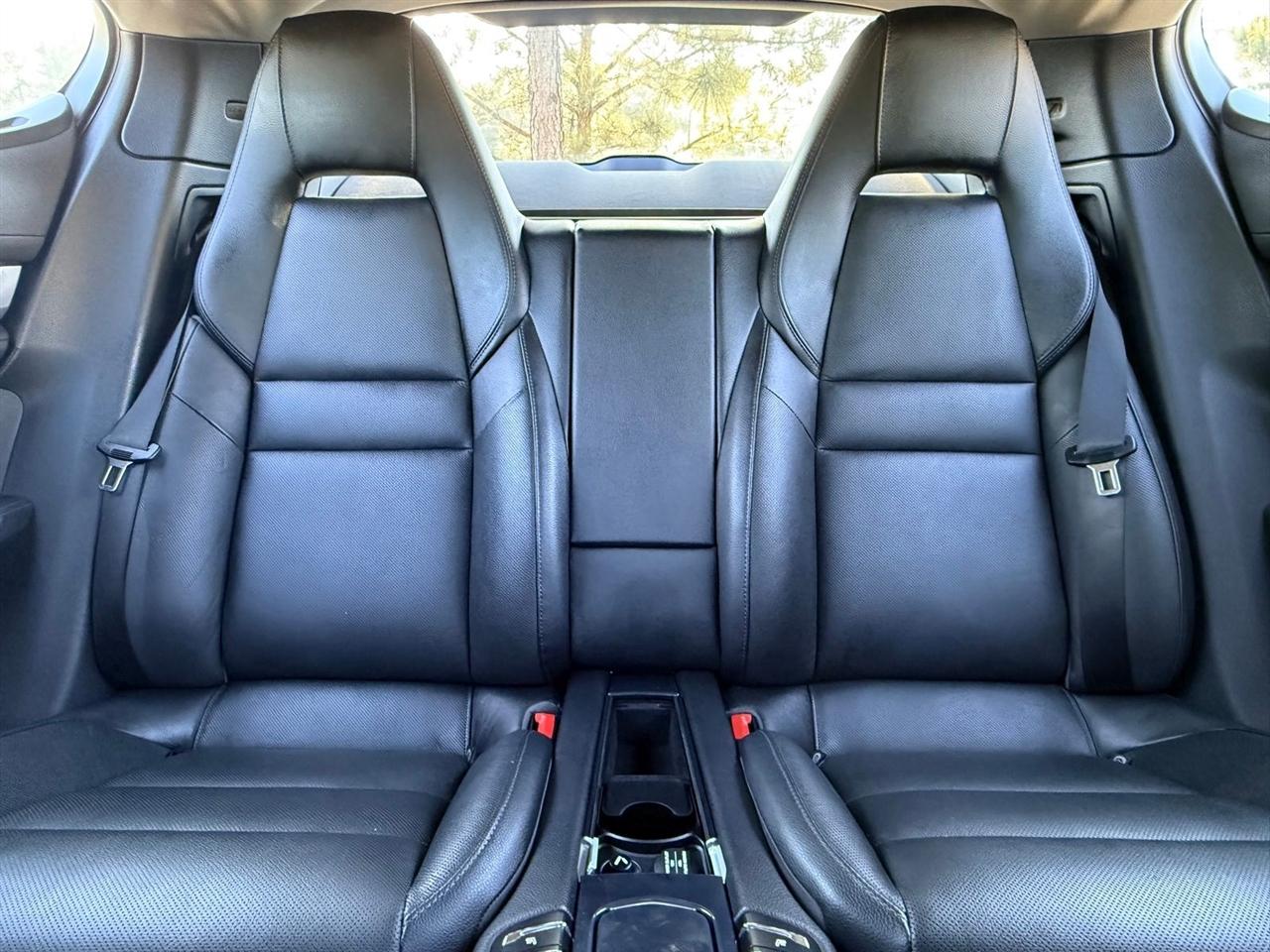 Porsche Panamera  2015