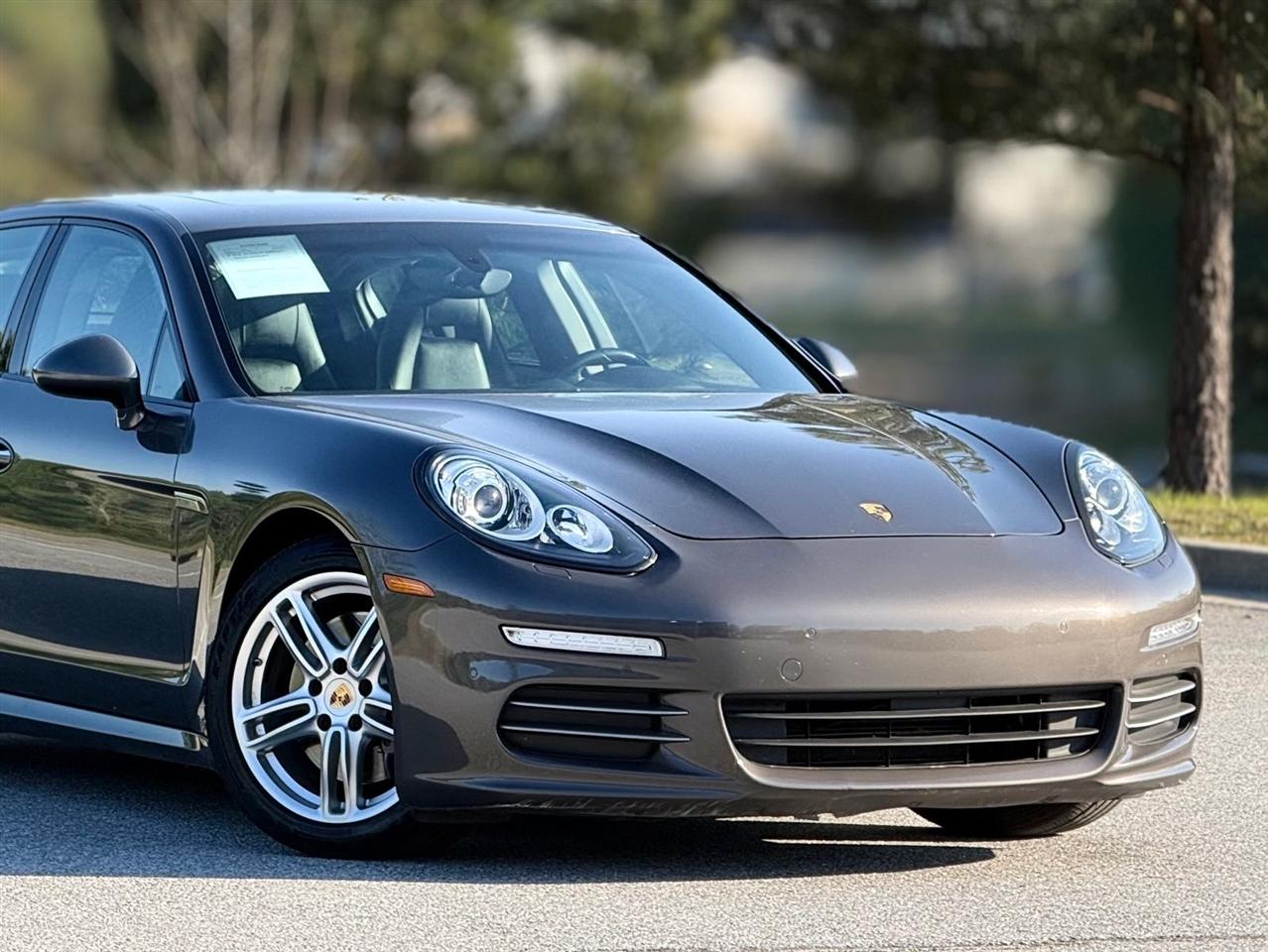 Porsche Panamera  2015