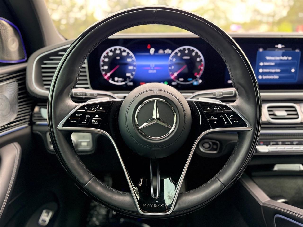 Mercedes-Benz GLS  2024