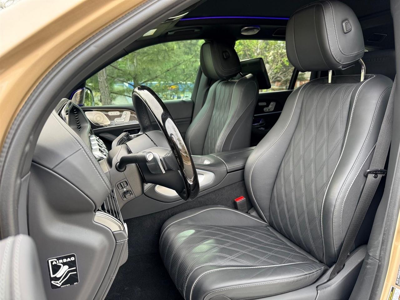 Mercedes-Benz GLS  2024