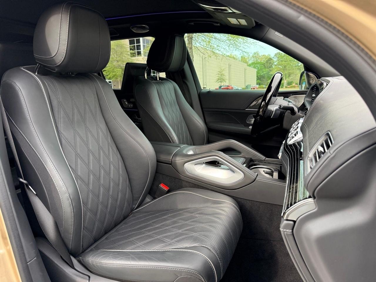 Mercedes-Benz GLS  2024