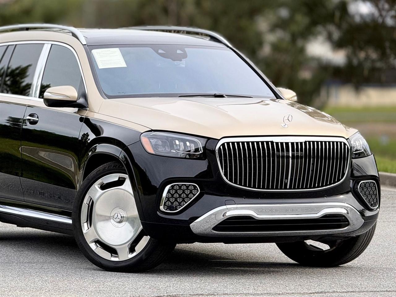 Mercedes-Benz GLS  2024