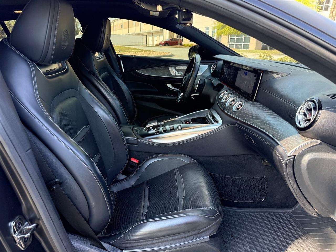 Mercedes-Benz AMG GT  2019