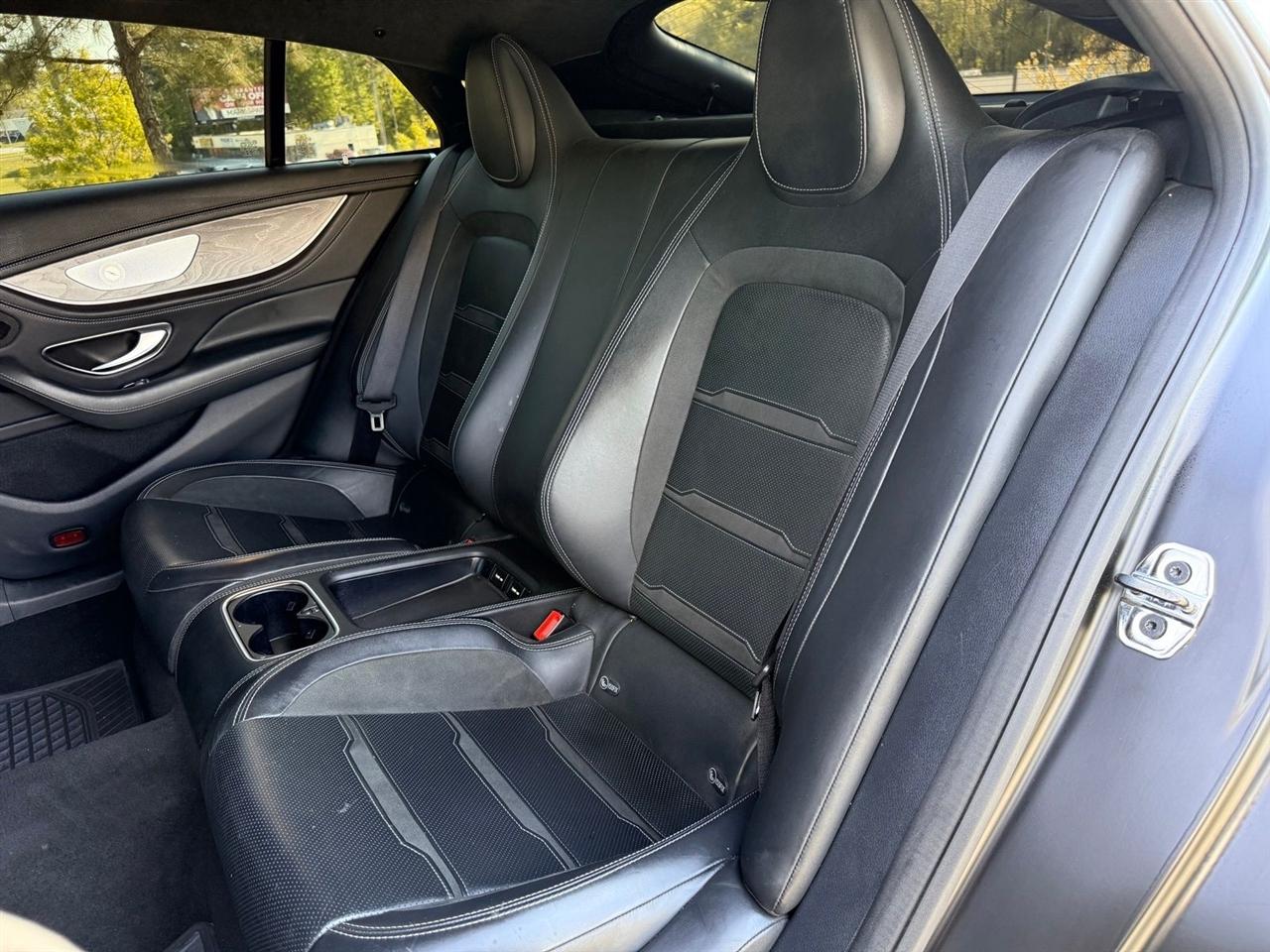 Mercedes-Benz AMG GT  2019