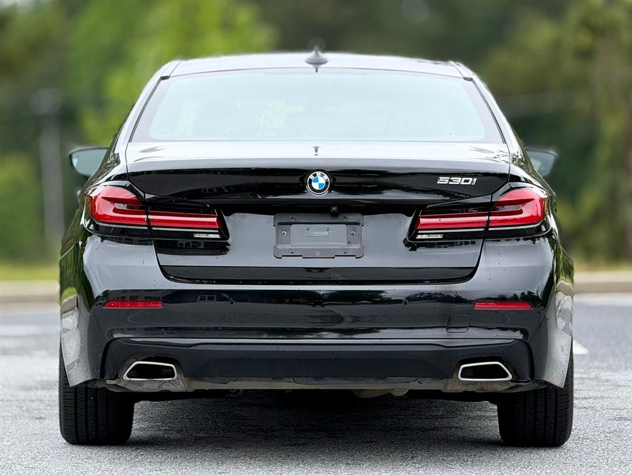 BMW 5 Series  2022
