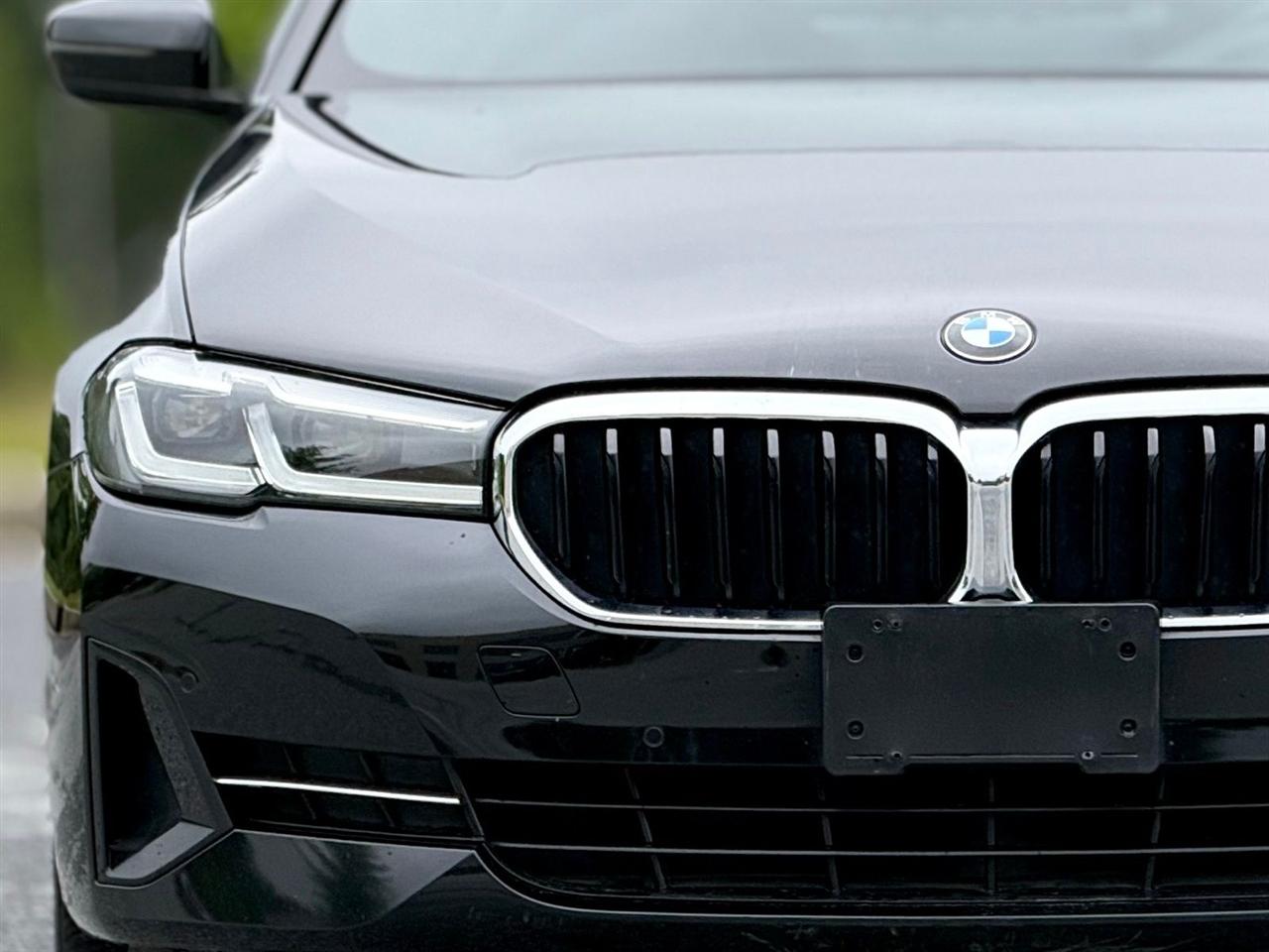 BMW 5 Series  2022