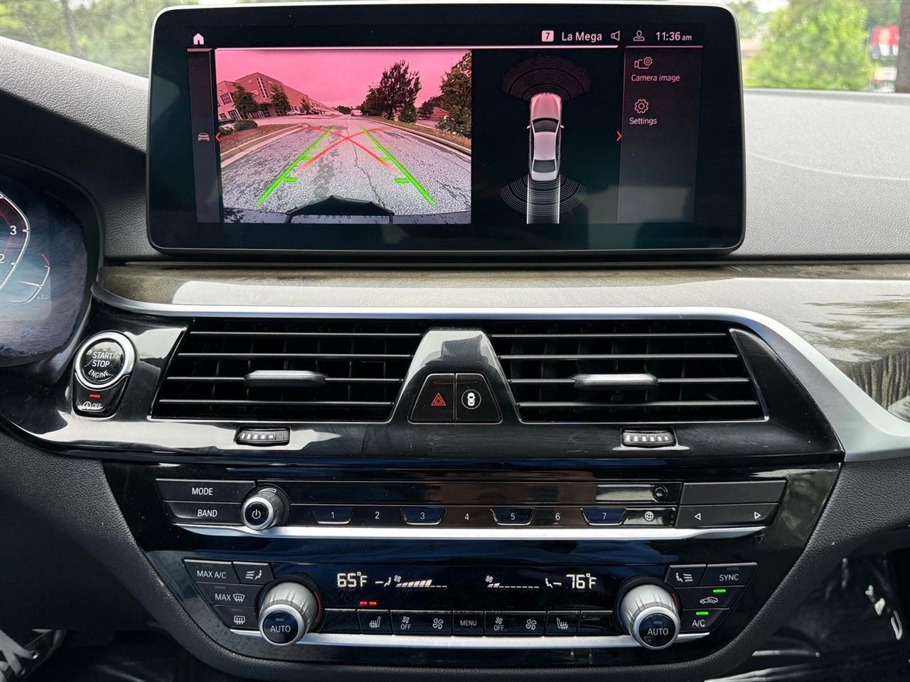 BMW 5 Series  2022