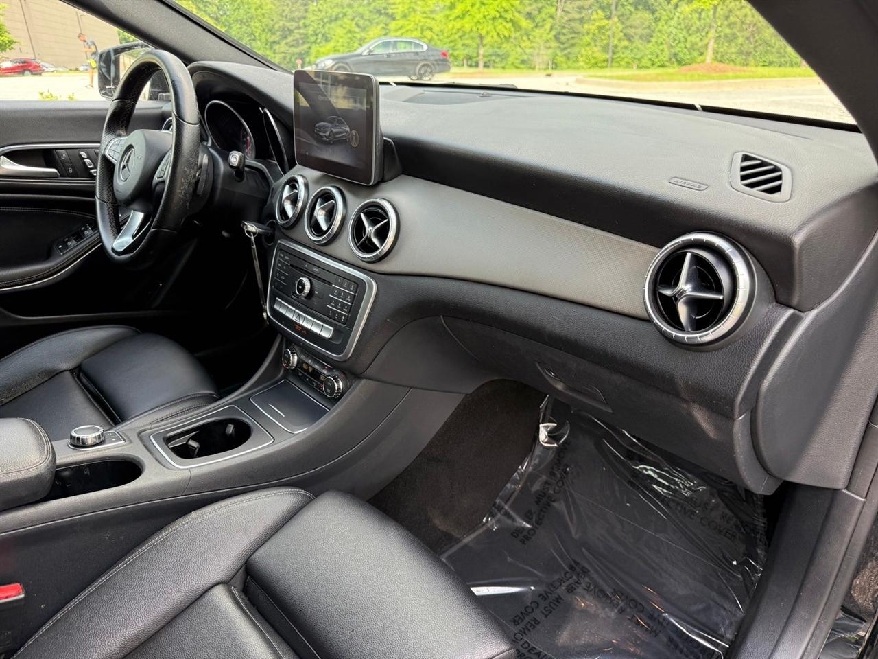 Mercedes-Benz CLA  2018