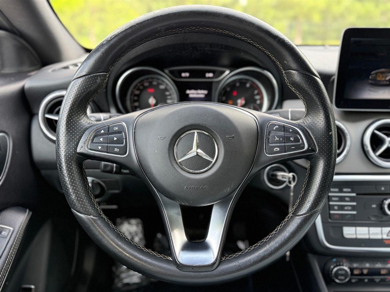 Mercedes-Benz CLA  2018