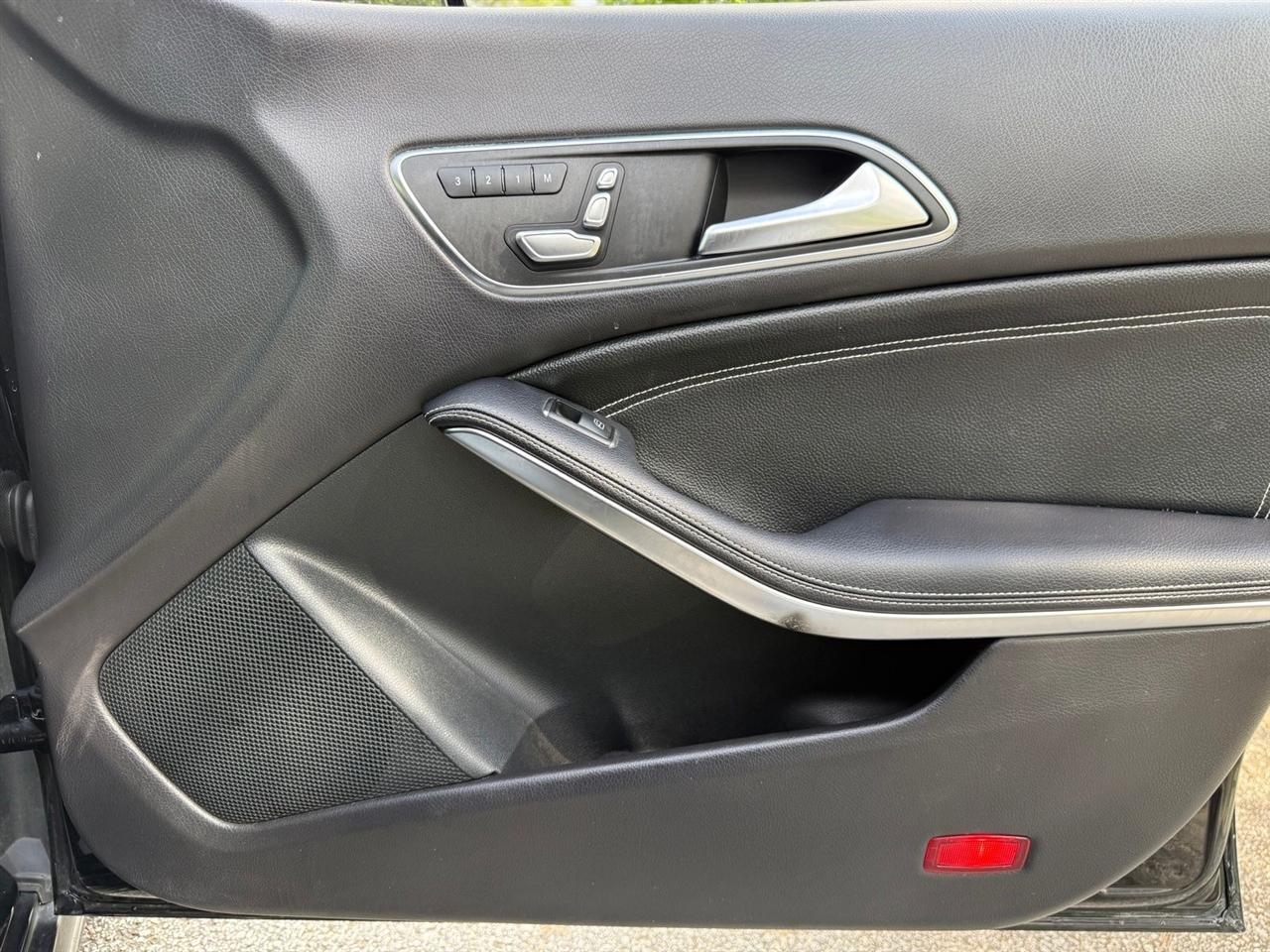 Mercedes-Benz CLA  2018