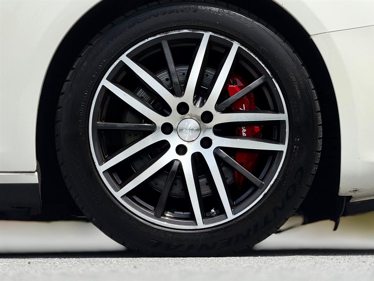 Maserati Ghibli  2017
