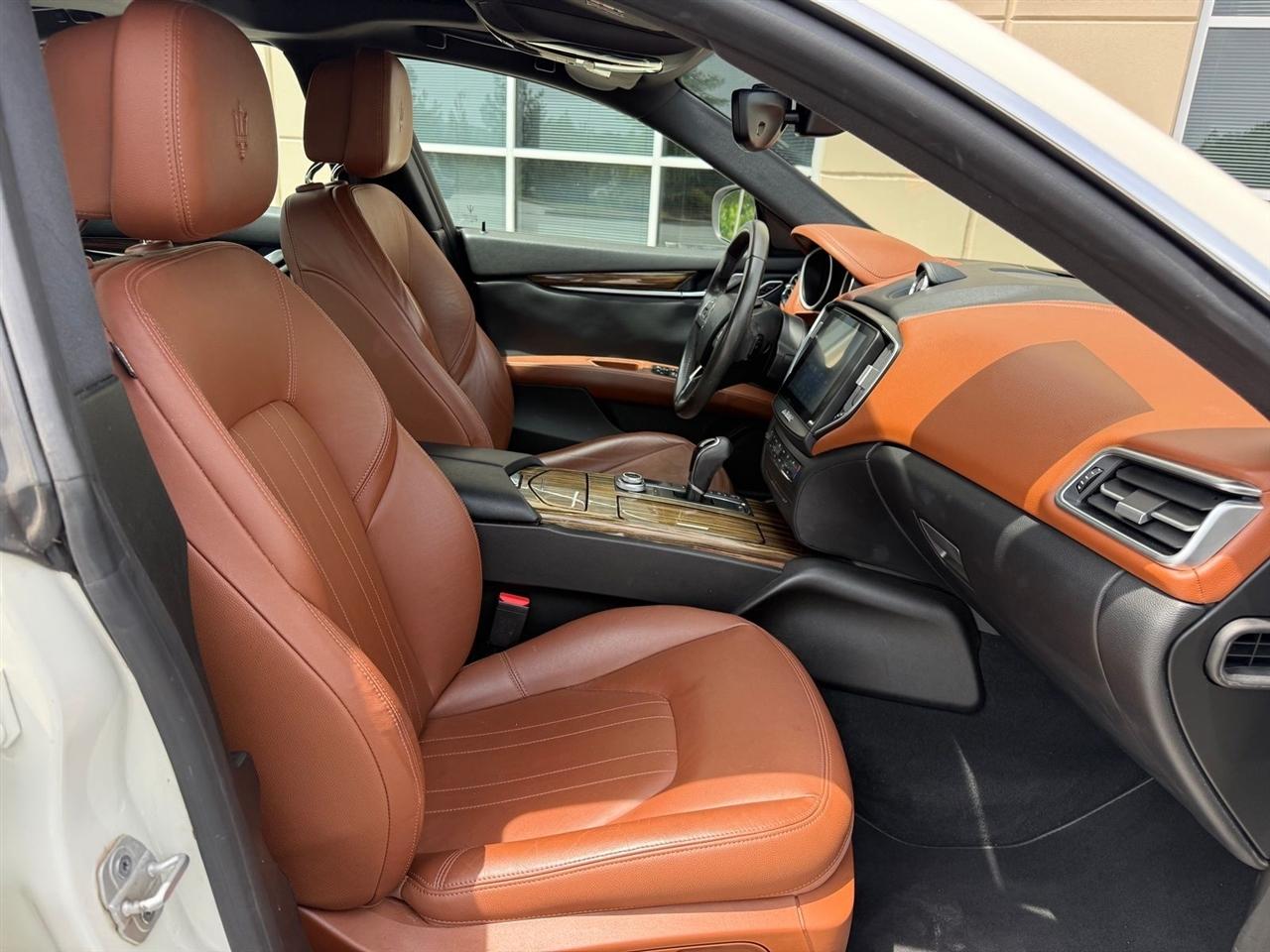 Maserati Ghibli  2017