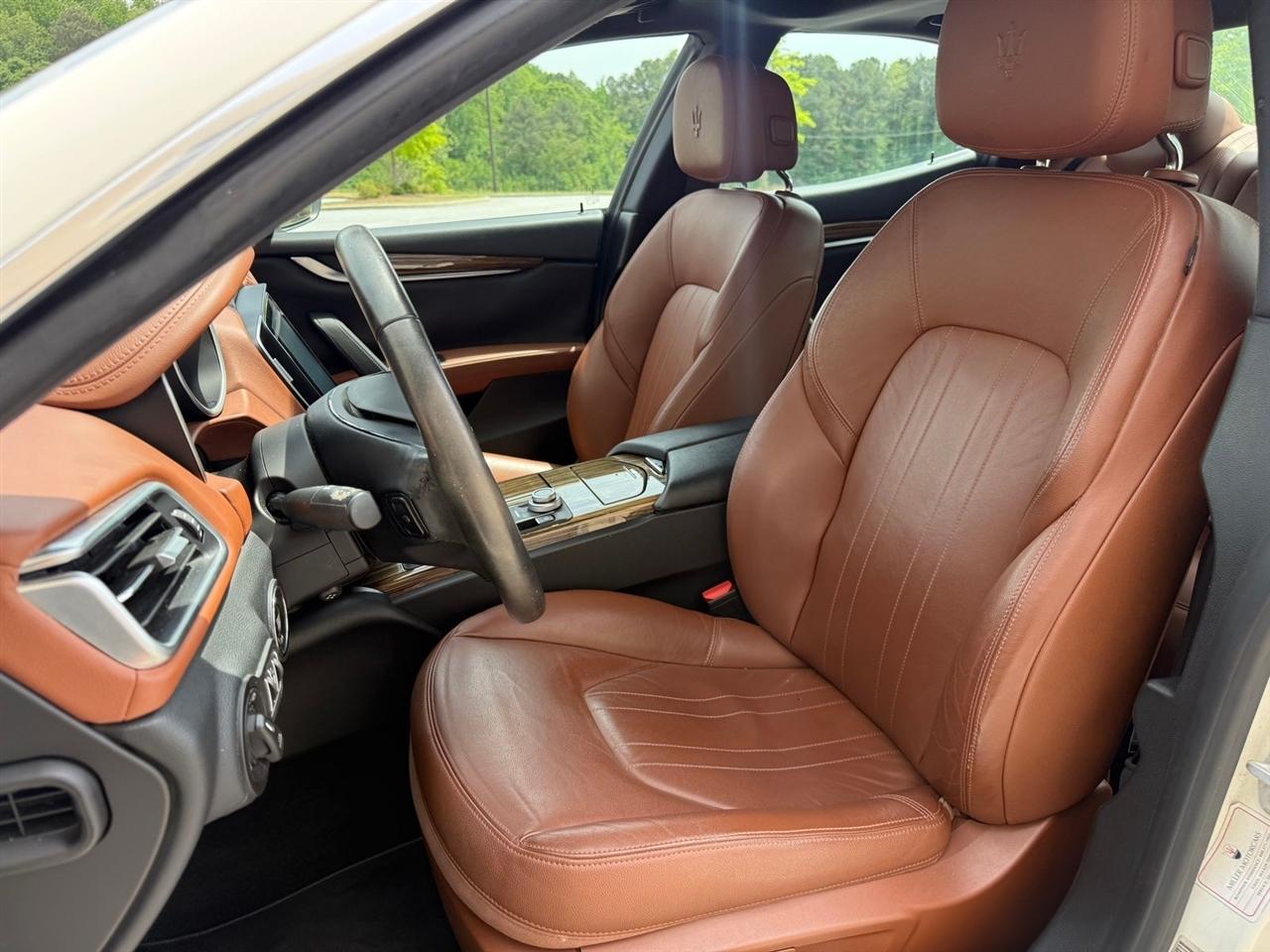 Maserati Ghibli  2017