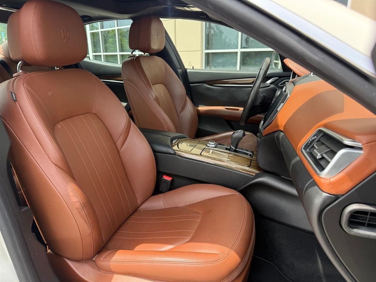 Maserati Ghibli  2017