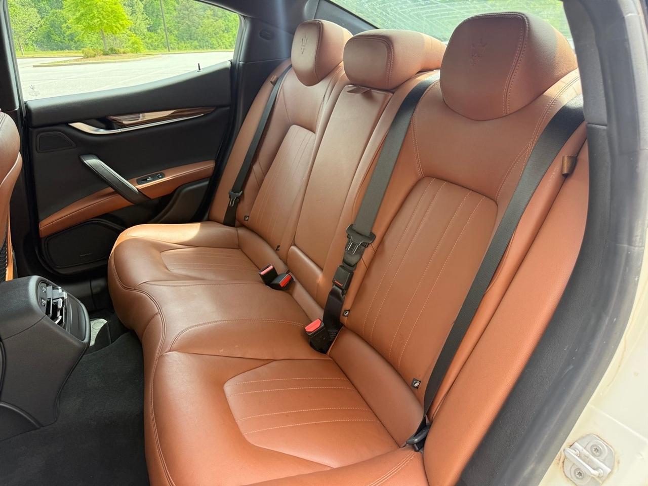 Maserati Ghibli  2017