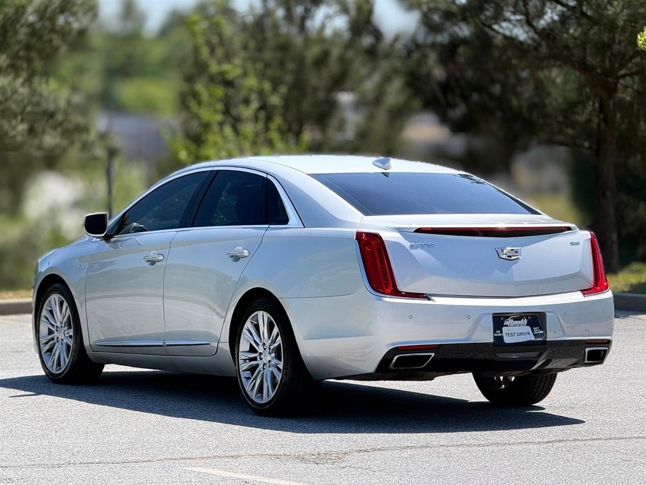 Cadillac XTS  2019