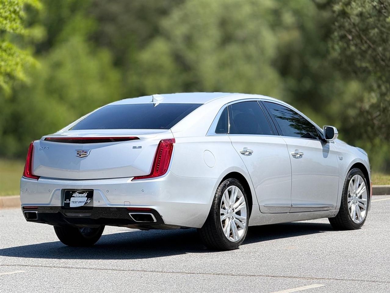 Cadillac XTS  2019